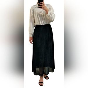 Leslie Fay Black Accordion Pleated Midi Skirt